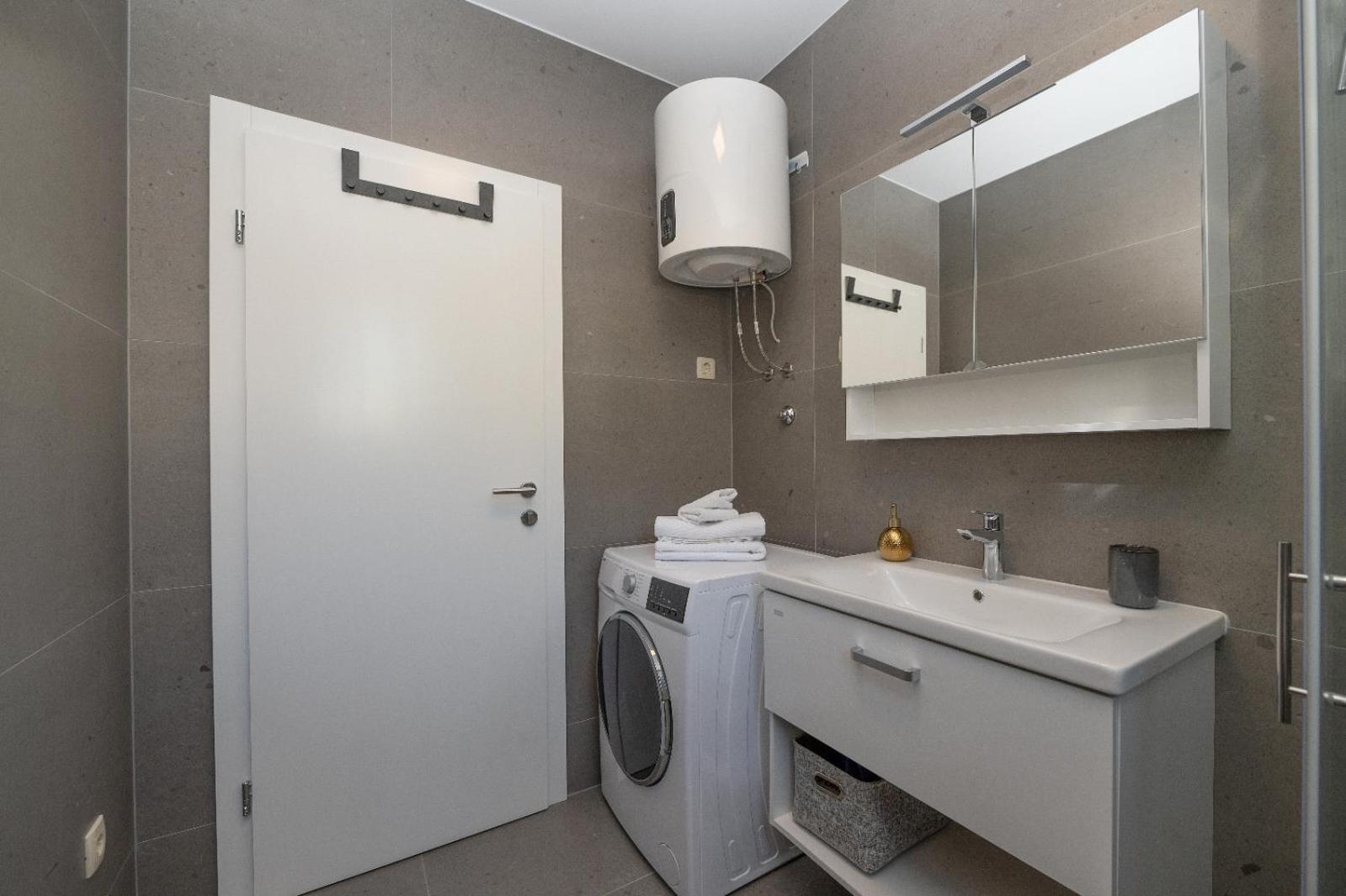 Apartment Filou Макарська Екстер'єр фото