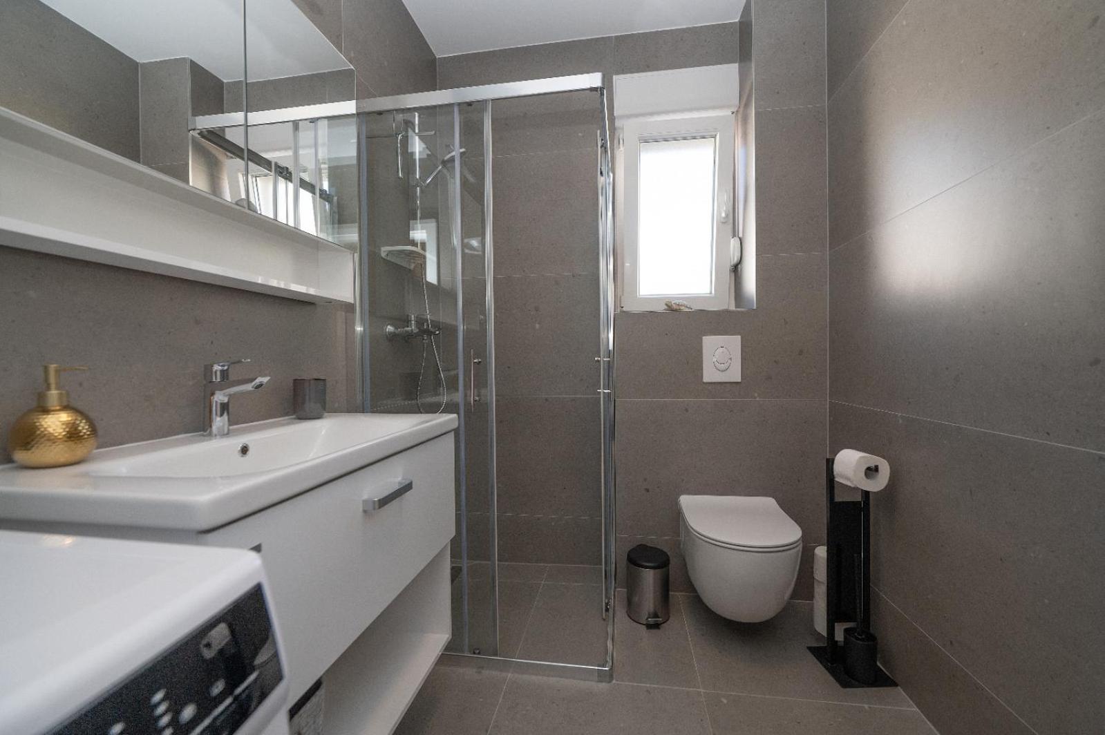 Apartment Filou Макарська Екстер'єр фото